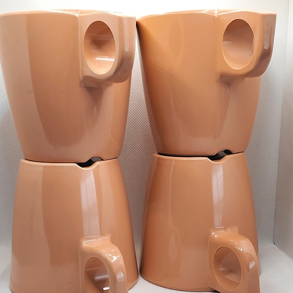 Vintage Set of 4 Melamine Vanguard by Maplex Mugs Salmon Pink - Picture 3 of 14